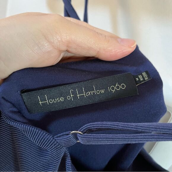 House of Harlow 1960 x REVOLVE Yael
Mini Dress in Navy M NWOT - Picture 10 of 10